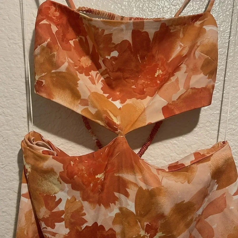 SIGNIFICANT OTHER Maeve Cut-Out Maxi Dress in Scarlett Poppy Floral - Picture 9 of 15